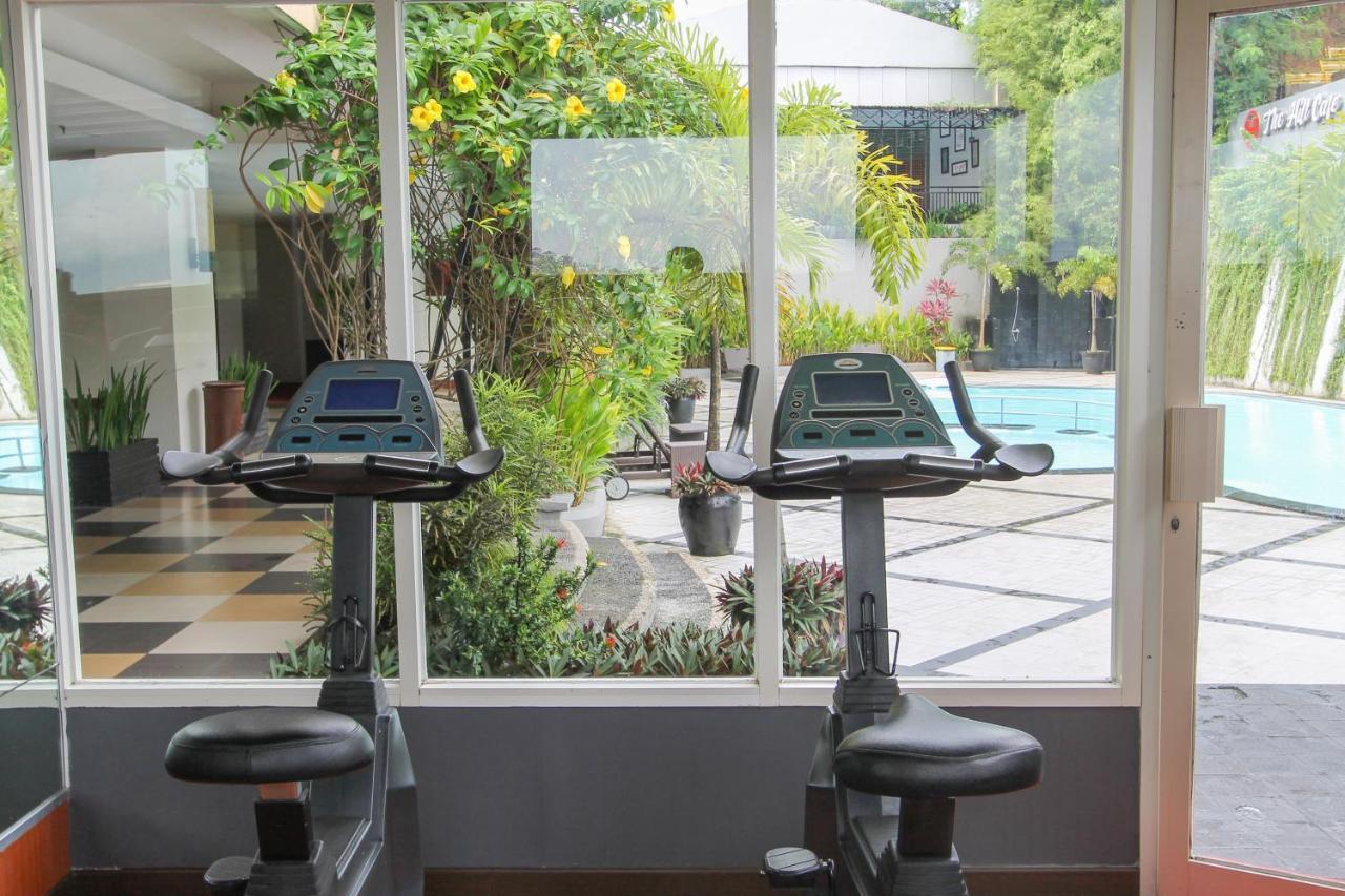 Swiss-Belhotel Maleosan Manado Eksteriør billede